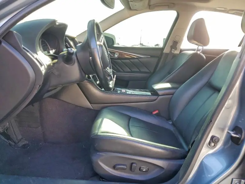 2018 INFINITI Q50 LUXE  