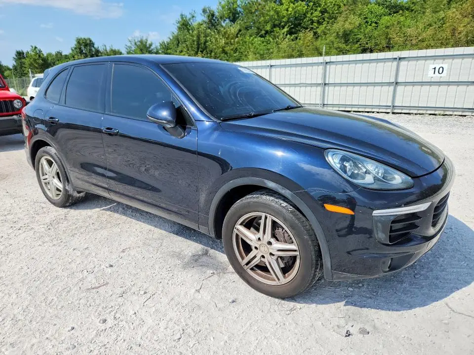 2016 PORSCHE CAYENNE   