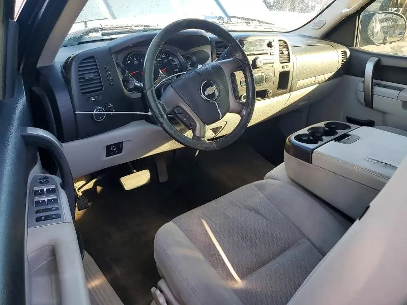 2011 CHEVROLET SILVERADO C1500 LT  