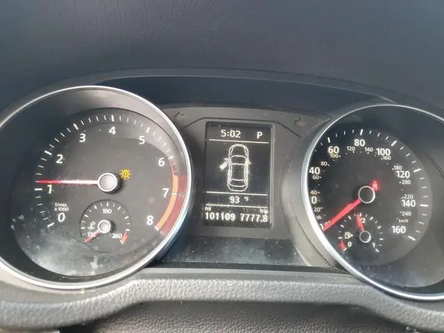 2018 VOLKSWAGEN PASSAT SE  