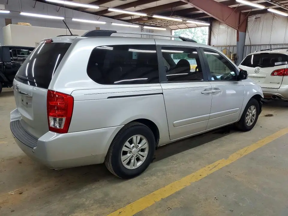 2012 KIA SEDONA LX  