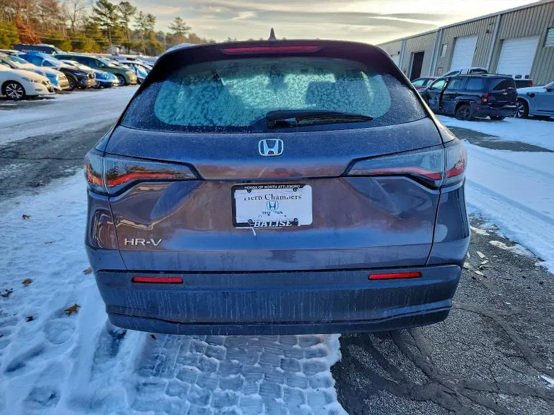 2023 HONDA HR-V LX  