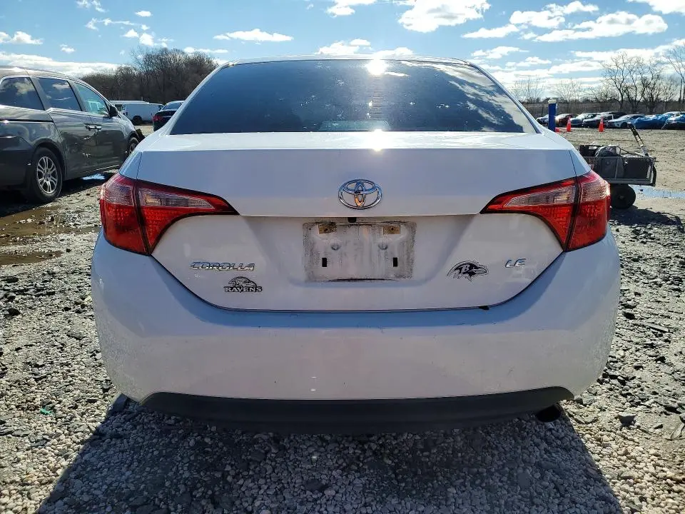 2018 TOYOTA COROLLA LE  