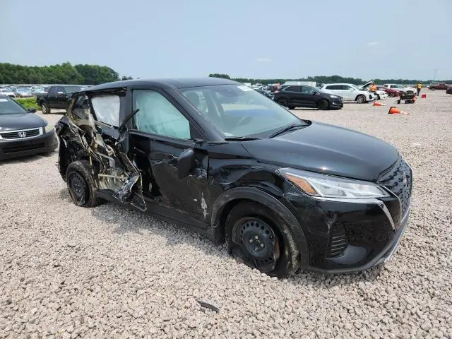 2023 NISSAN KICKS S  