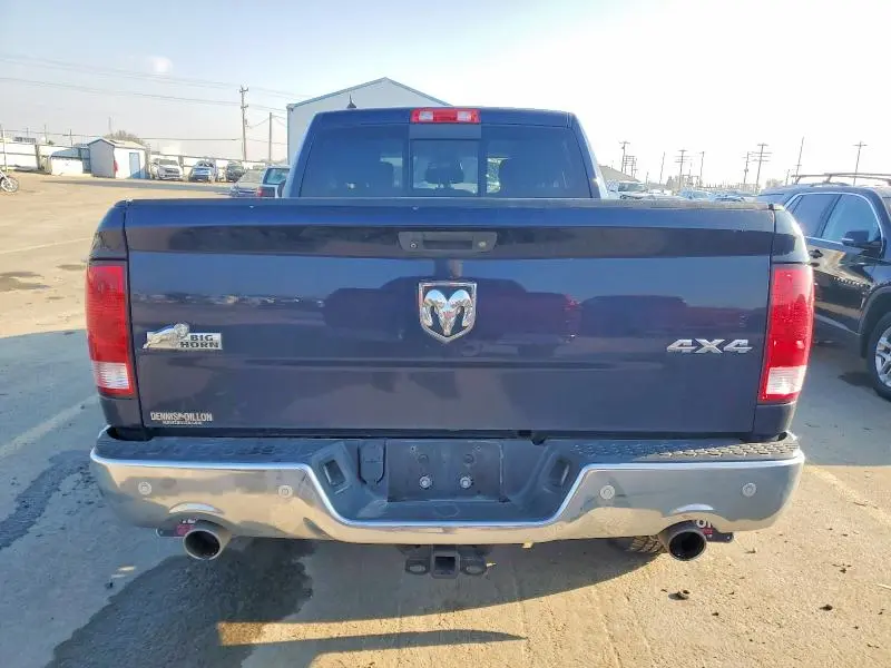 2018 RAM 1500 SLT  