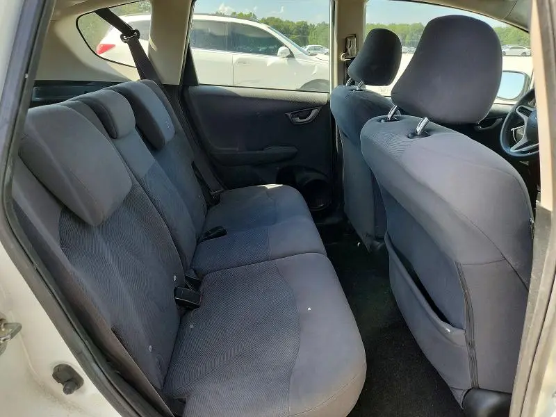 2012 HONDA FIT   
