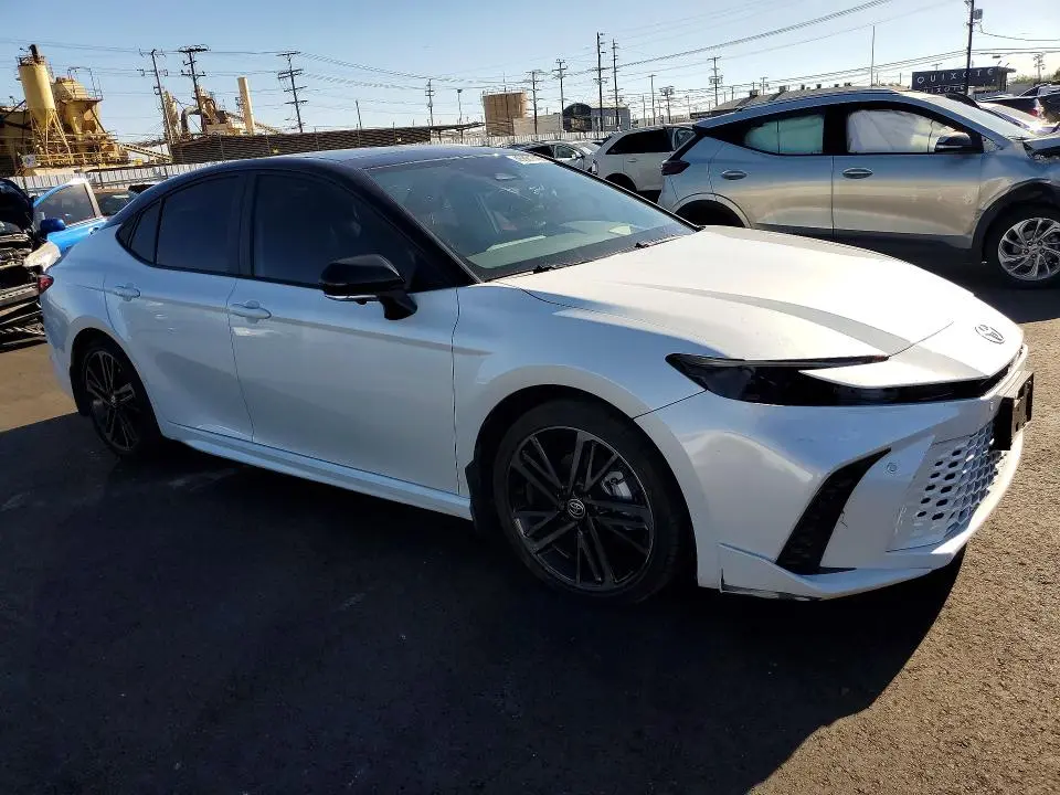 2025 TOYOTA CAMRY XSE  