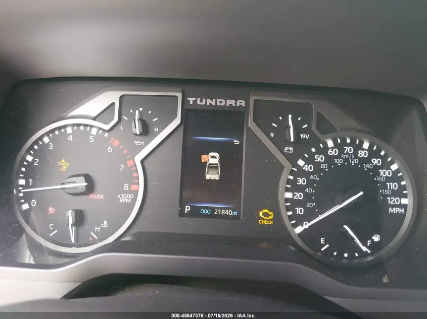 2025 TOYOTA TUNDRA SR5