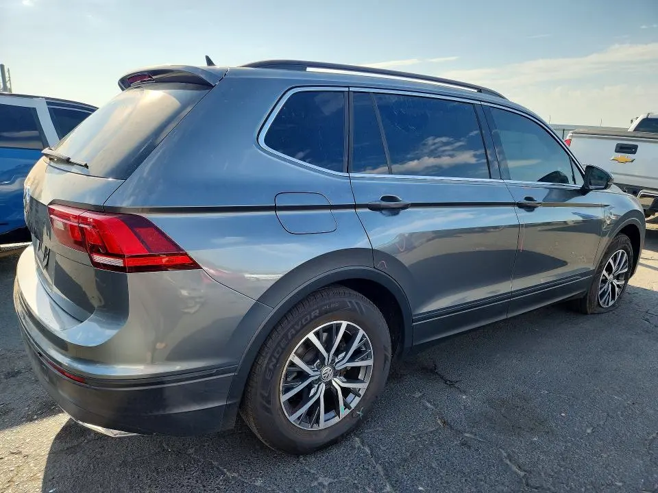 2019 VOLKSWAGEN TIGUAN SE  