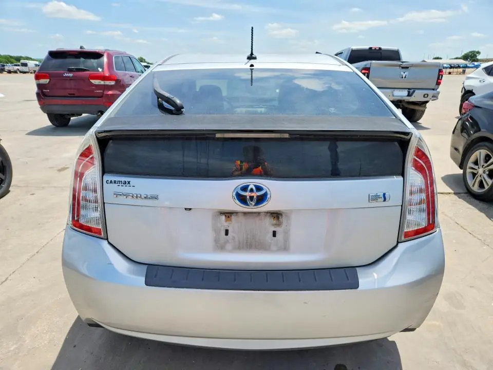 2012 TOYOTA PRIUS THREE  