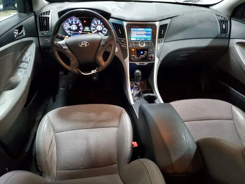 2011 HYUNDAI SONATA SE  