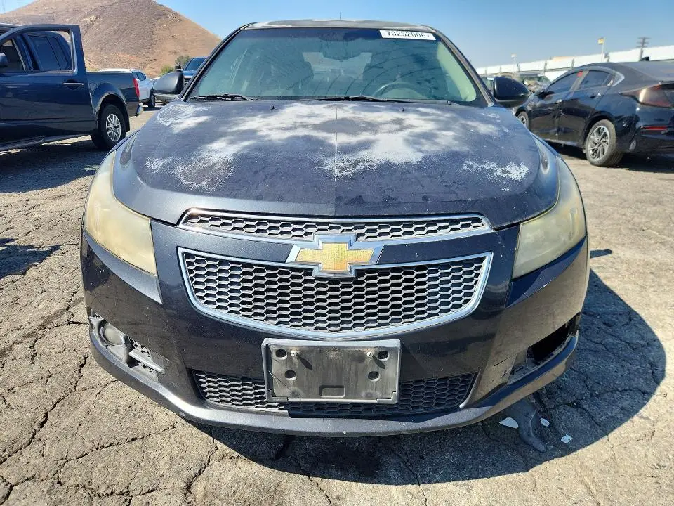 2013 CHEVROLET CRUZE LT  
