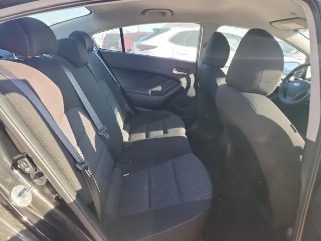 2017 KIA FORTE LX  