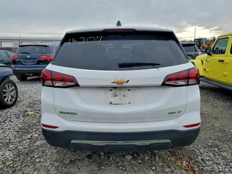 2022 CHEVROLET EQUINOX LT  