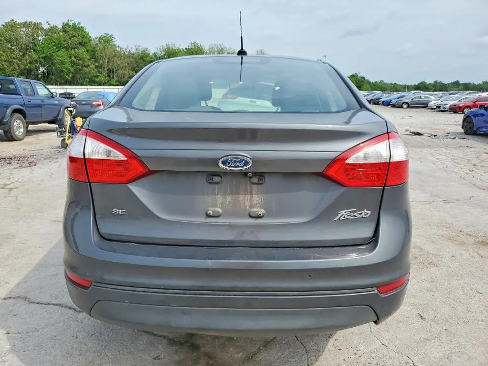 2018 FORD FIESTA SE  