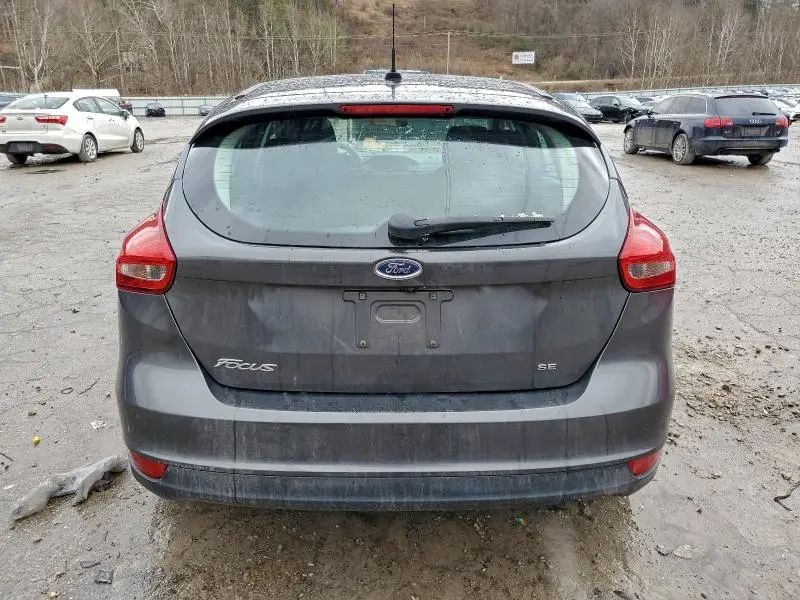 2018 FORD FOCUS SE  