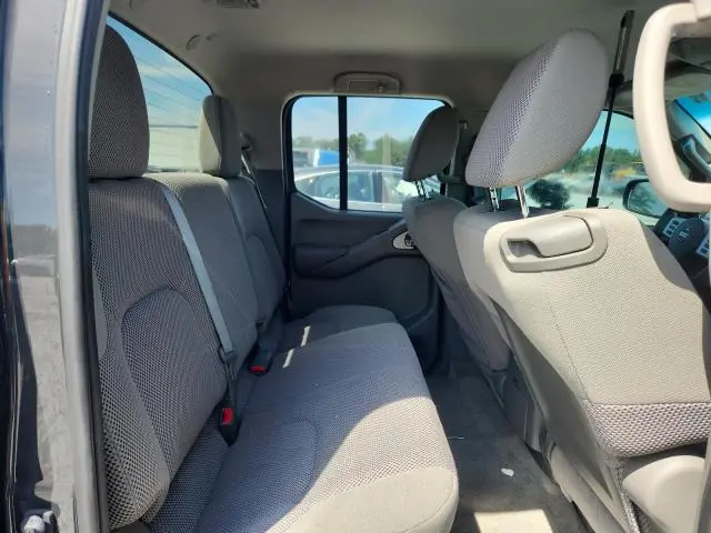 2013 NISSAN FRONTIER S  