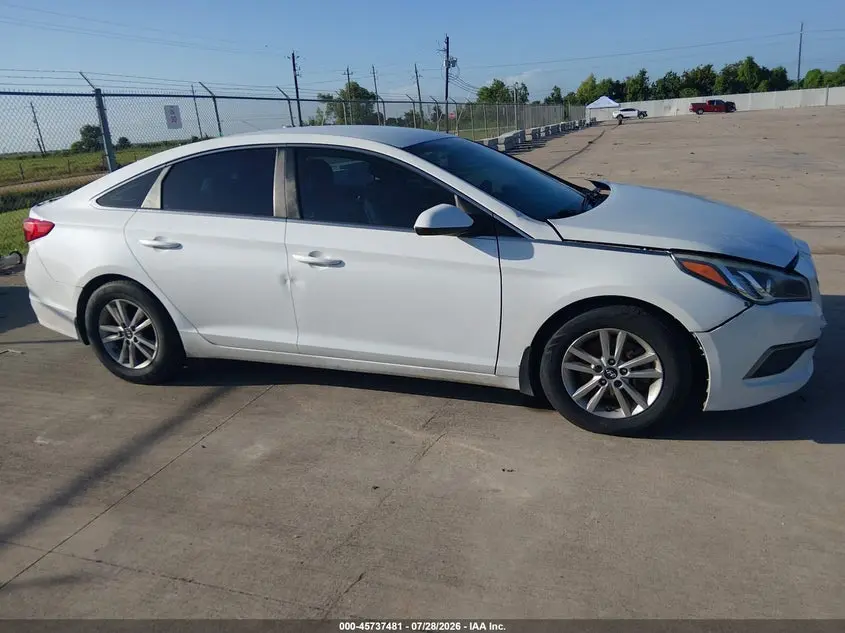 2016 HYUNDAI SONATA SE