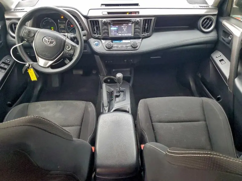 2018 TOYOTA RAV4 HV LE  