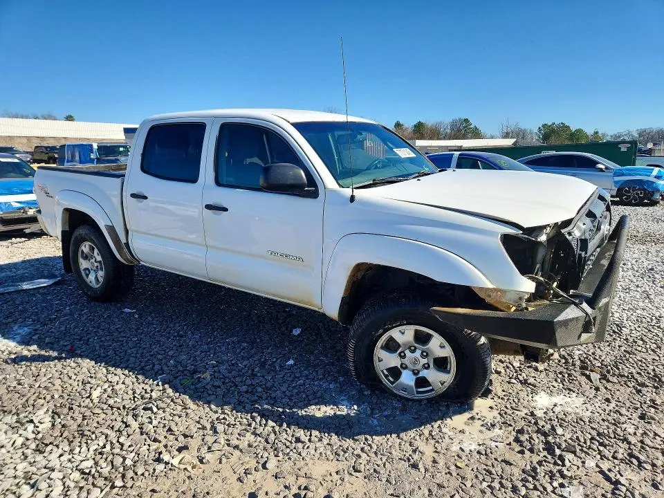 2011 TOYOTA TACOMA PRERUNNER V6  