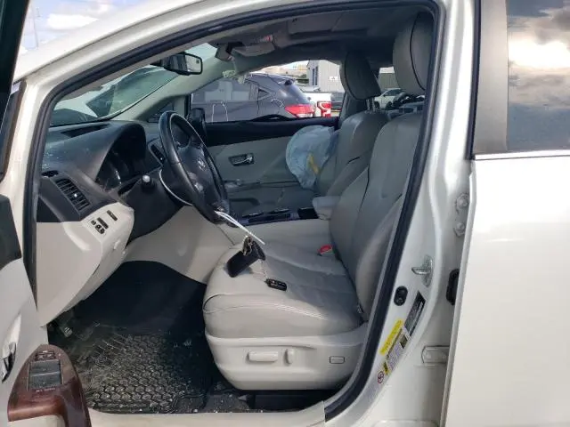 2012 TOYOTA VENZA LE  