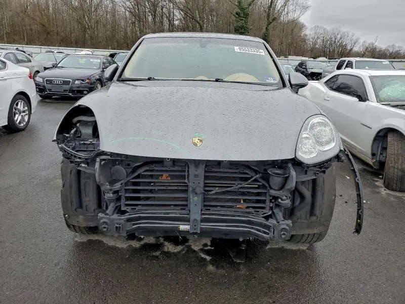 2016 PORSCHE CAYENNE   