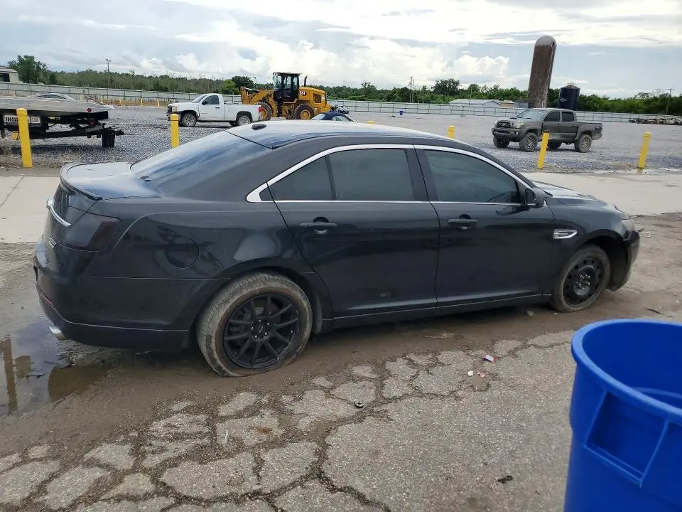 2015 FORD TAURUS SE  