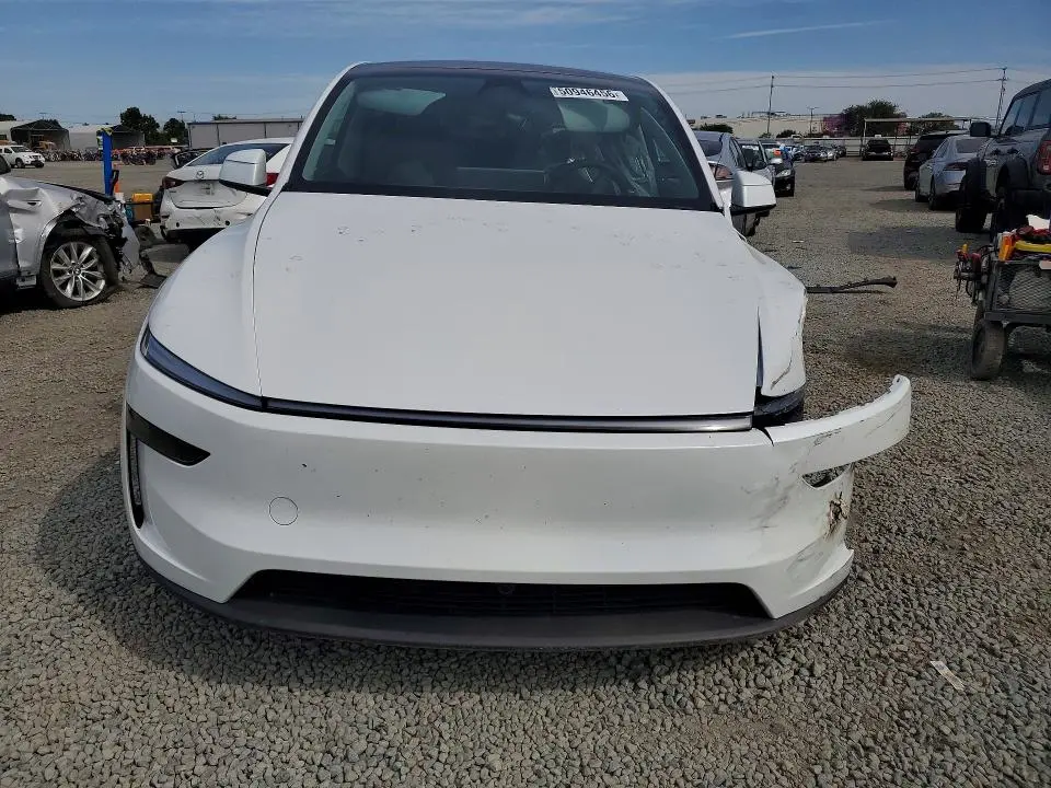 2026 TESLA MODEL Y   