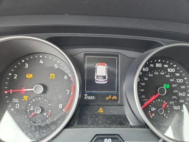 2021 VOLKSWAGEN TIGUAN S  