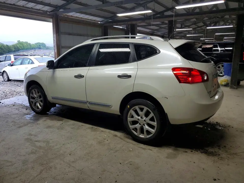 2011 NISSAN ROGUE S  