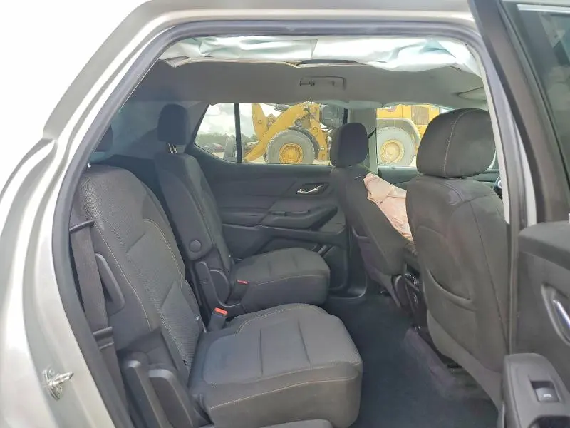2021 CHEVROLET TRAVERSE LT  