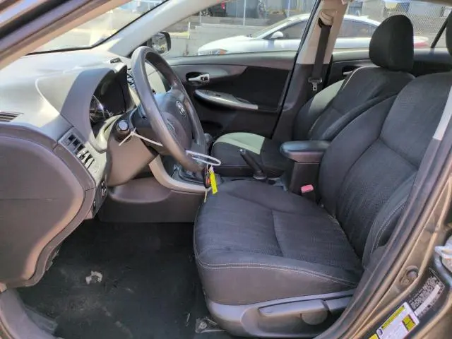 2013 TOYOTA COROLLA BASE  