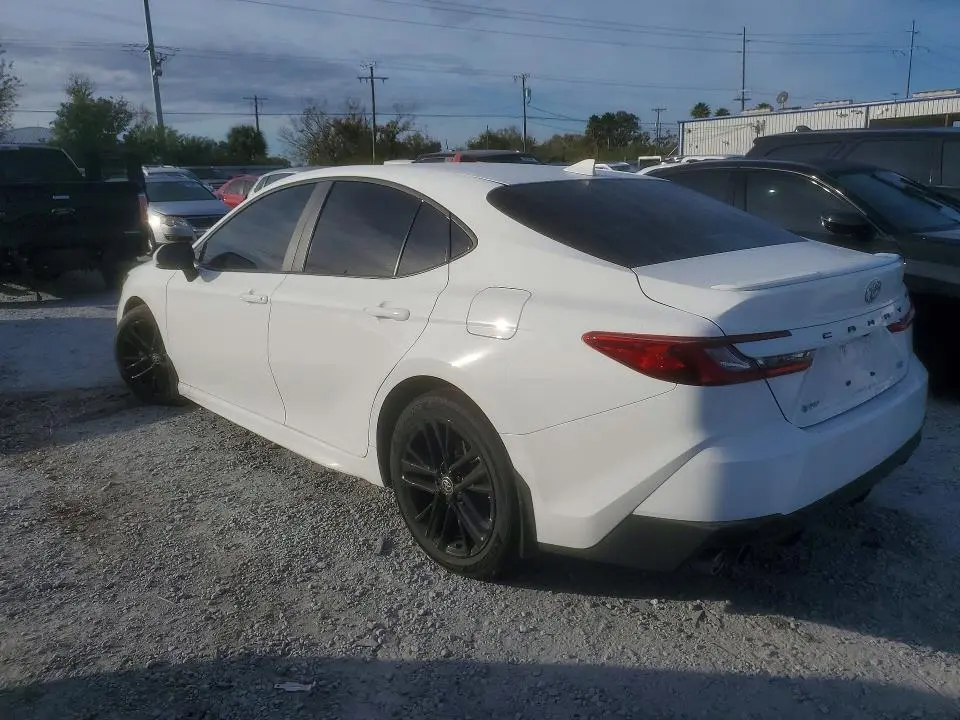 2025 TOYOTA CAMRY SE  