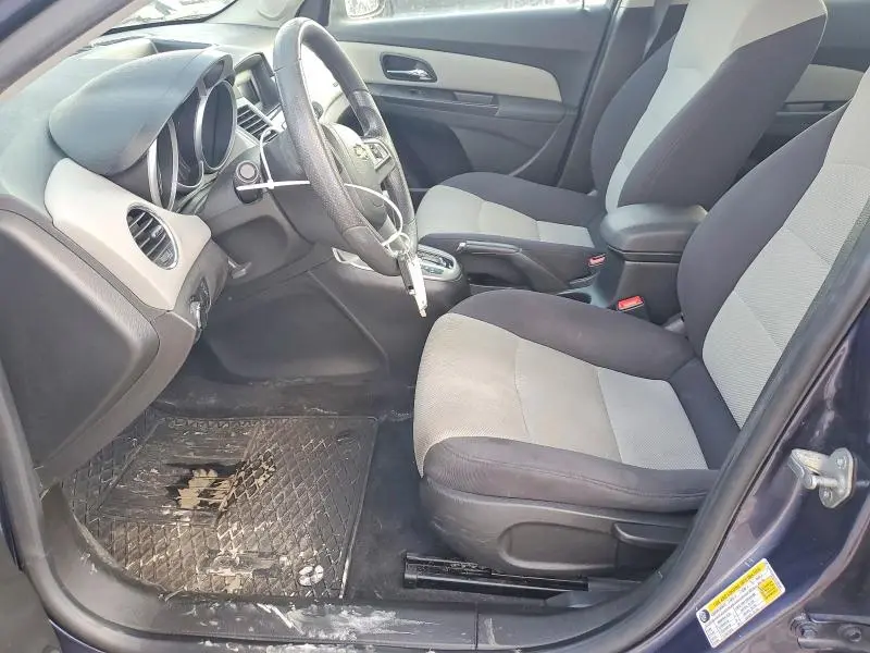 2013 CHEVROLET CRUZE LS  