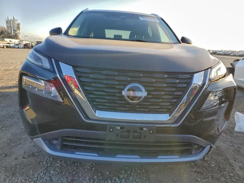 2022 NISSAN ROGUE SL  