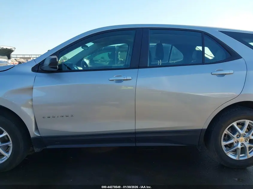 2022 CHEVROLET EQUINOX AWD LS