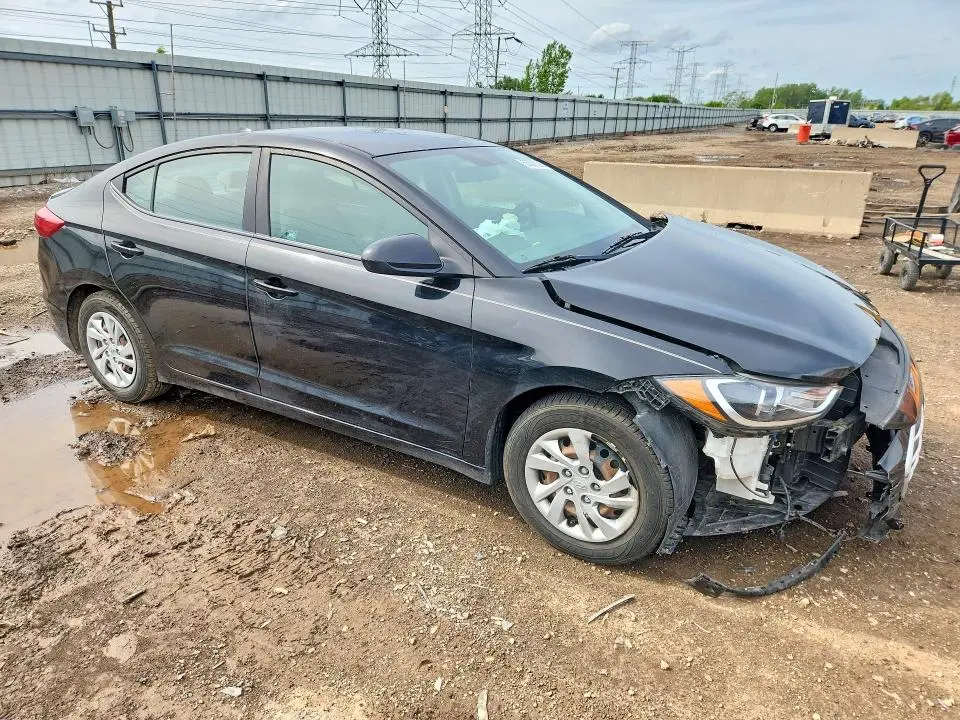 2017 HYUNDAI ELANTRA SE  