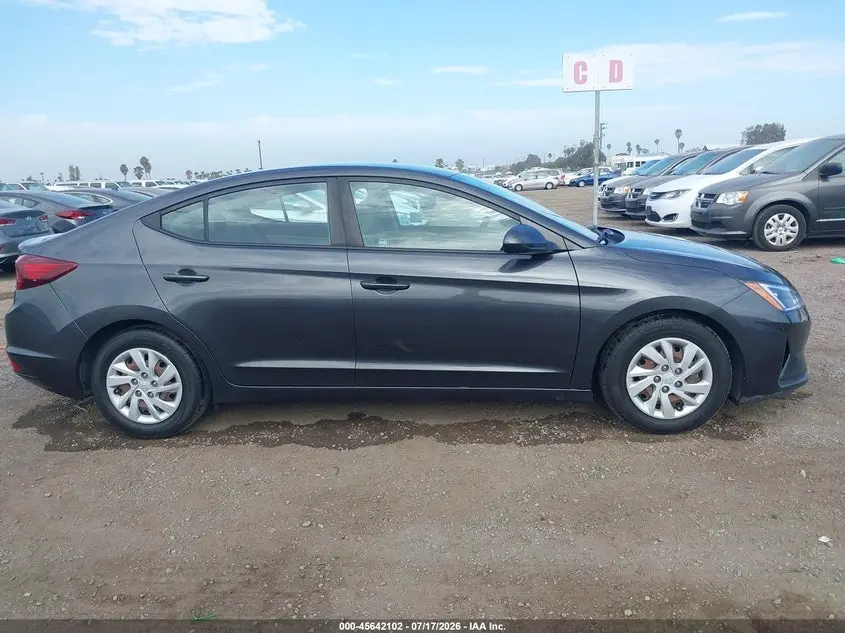 2020 HYUNDAI ELANTRA SE