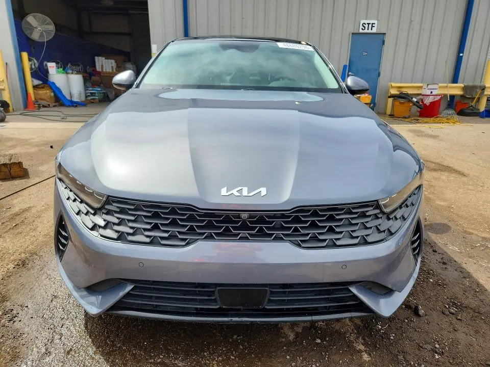 2022 KIA K5 EX  