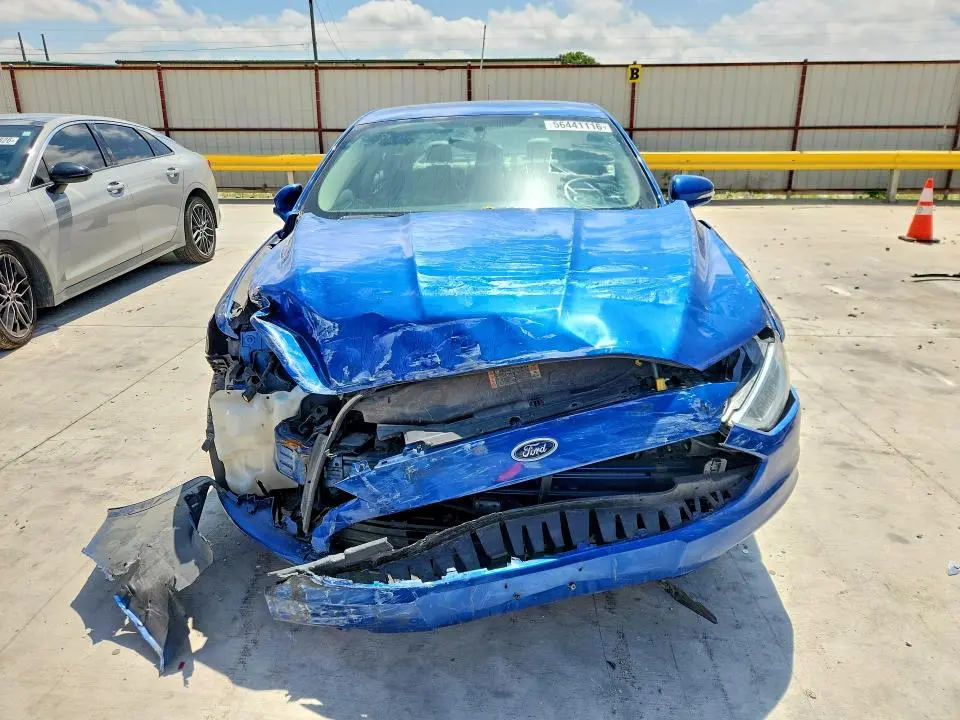 2017 FORD FUSION TITANIUM HEV  