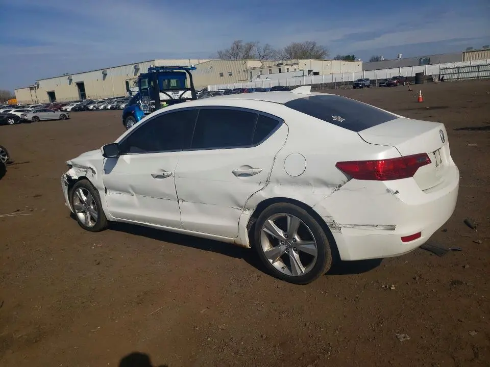 2013 ACURA ILX 20 PREMIUM  