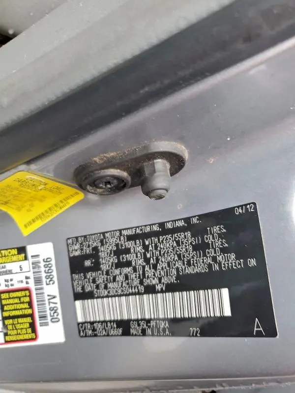 2012 TOYOTA SIENNA XLE  