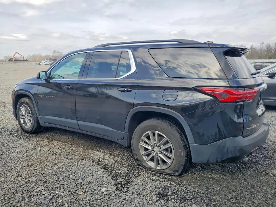 2023 CHEVROLET TRAVERSE LT  