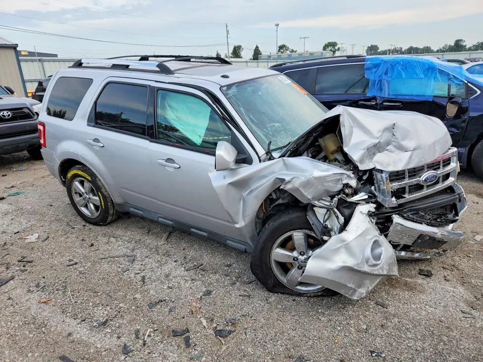 2010 FORD ESCAPE LIMITED  