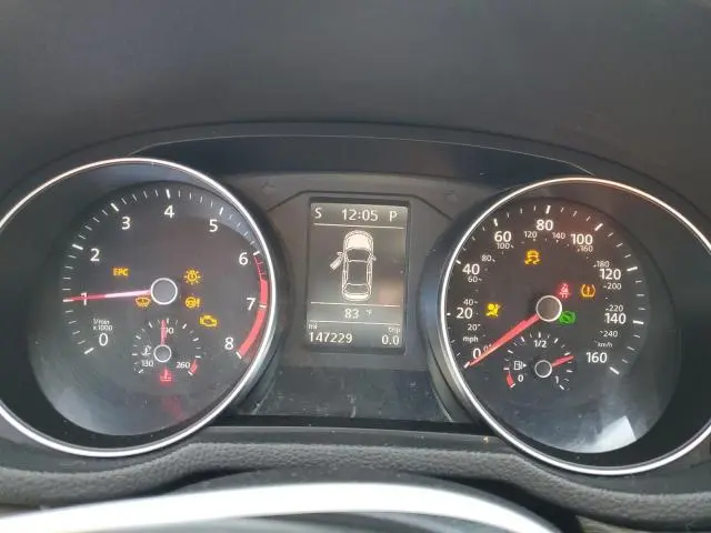 2016 VOLKSWAGEN PASSAT SE