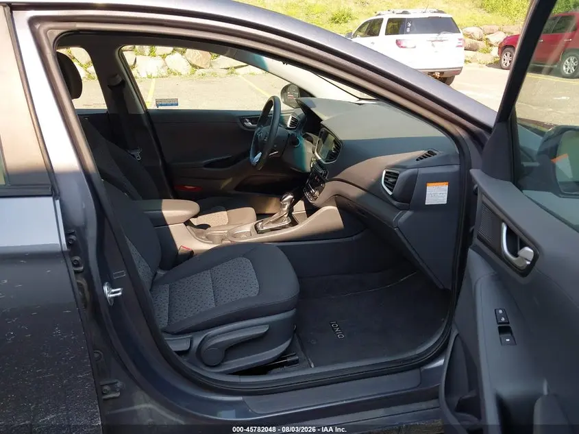 2018 HYUNDAI IONIQ HYBRID BLUE