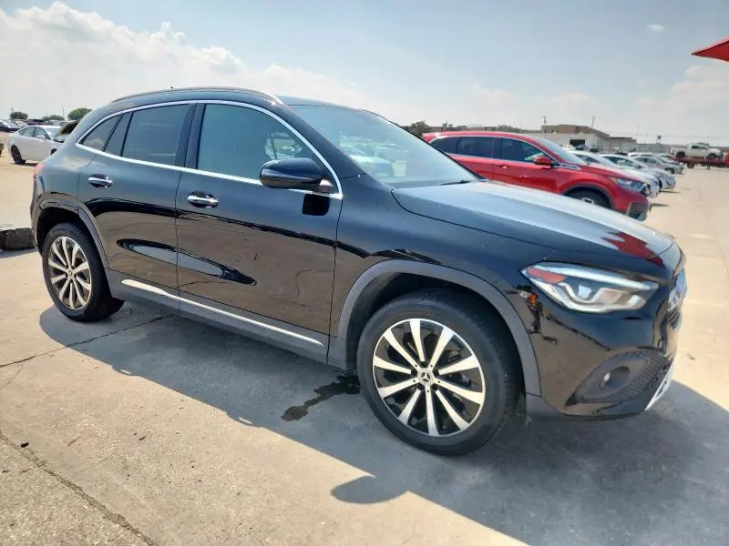 2022 MERCEDES-BENZ GLA 250 4MATIC  