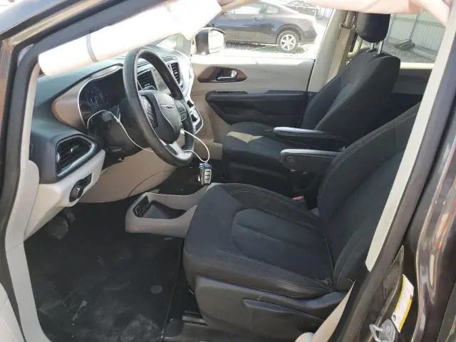 2020 CHRYSLER VOYAGER L  