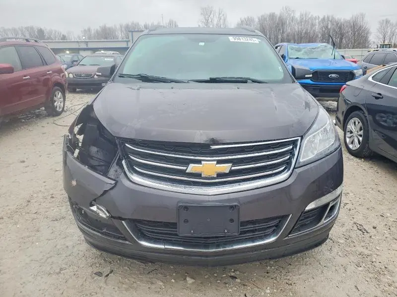 2017 CHEVROLET TRAVERSE LT  