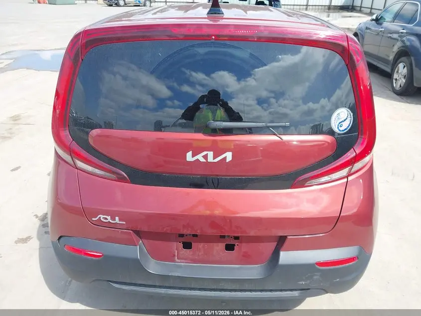 2022 KIA SOUL LX